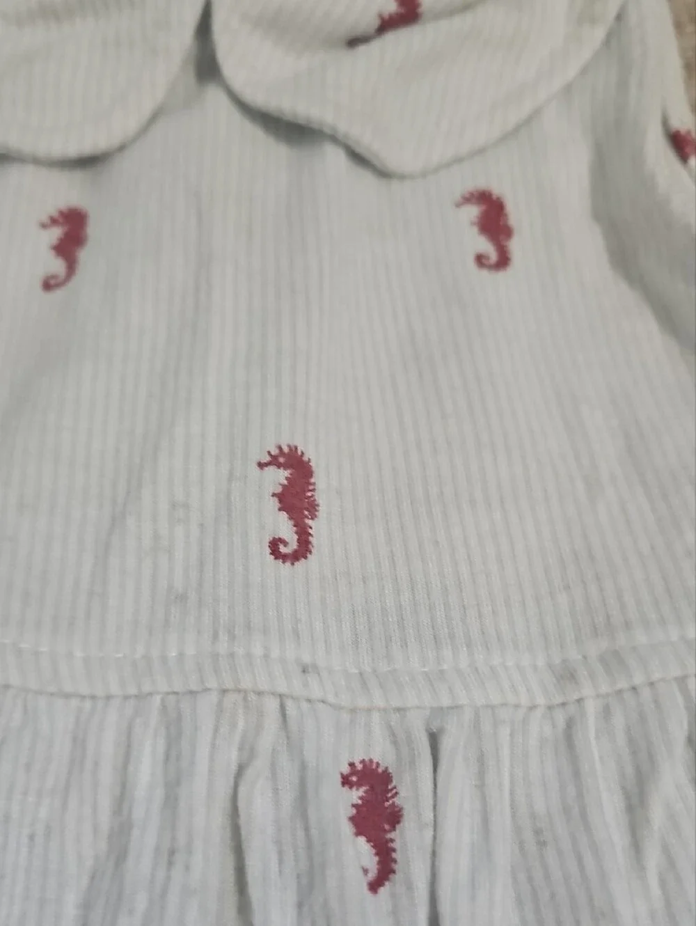 kate quinn White Romper with Pink Seahorse Print size 3-6 months